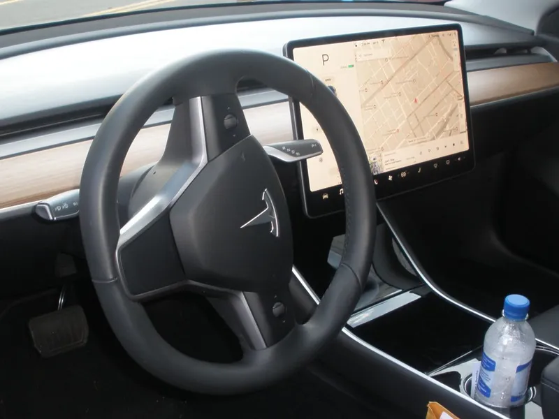 Volanele maşinilor Tesla au căzut în timpul conducerii. Compania este sub investigaţie federală - Foto: Flickr/VCU Capital News Service