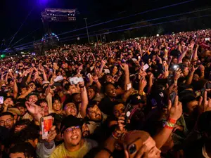 Opt morți și numeroși răniți după o busculadă la un concert în Texas/FOTO: houstonchronicle.com