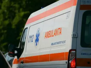 Ambulanță- Foto: stirileprotv.ro