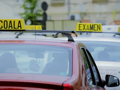 Ca să prindă curaj, un bărbat s-a dus beat la examenul de permis. Ce i-a făcut polițistul examinator - Foto: Impact.ro / imagine cu caracter ilustrativ