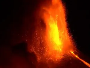 Etna a erupt joi dimineață/FOTO: BBC (captură)