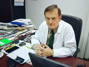 dr. Ovidiu Băjenaru