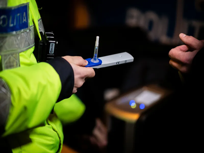 Val de șoferi drogați, pe drumurile din România. 20 de permise, ridicate de polițiști doar în 24h - Foto: INQUAM PHOTOS / Virgil Simonescu