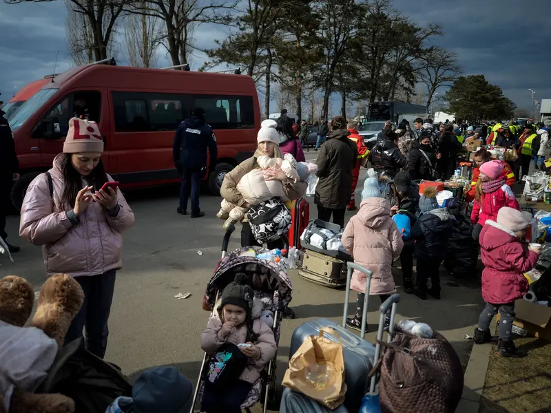 Ciucă: Peste 118.000 de refugiați din Ucraina au ajuns în România. 46.435 vor rămâne în țara noastră/FOTO: