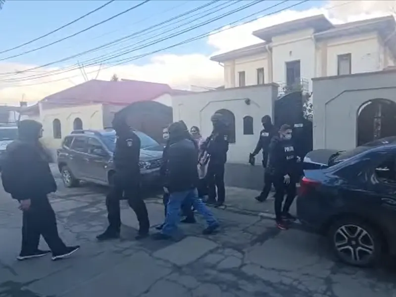 Clanul Tănase a fost "călcat" de poliție în repetate rânduri în ulitma perioadă Foto: captură video ZDI