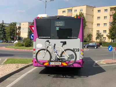 Autobuz cu suport pentru biciclete Foto: Facebook Emil Boc