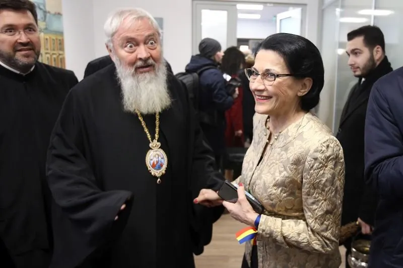 Mitropolitul Andrei Andreicuț, la inaugurarea noului sediu al Inspectoratului Scolar Judetean (ISJ) Cluj în prezența Ecaterinei Andronescu. Foto: Inquam Photos / Mircea Roșca