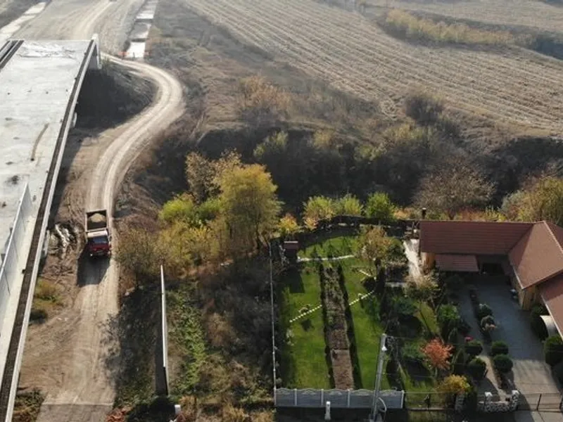 Autostrada Sebeş – Turda, construită la câțiva metri de locuințele oamenilor/Foto: G4media