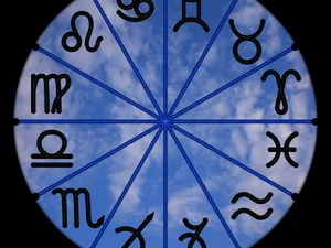 HOROSCOP 23 noiembrie Ce zodii trebuie să evite cumpărăturile și deciziile importante în această zi Foto: Profimedia Images (fotografie cu caracter ilustrativ)