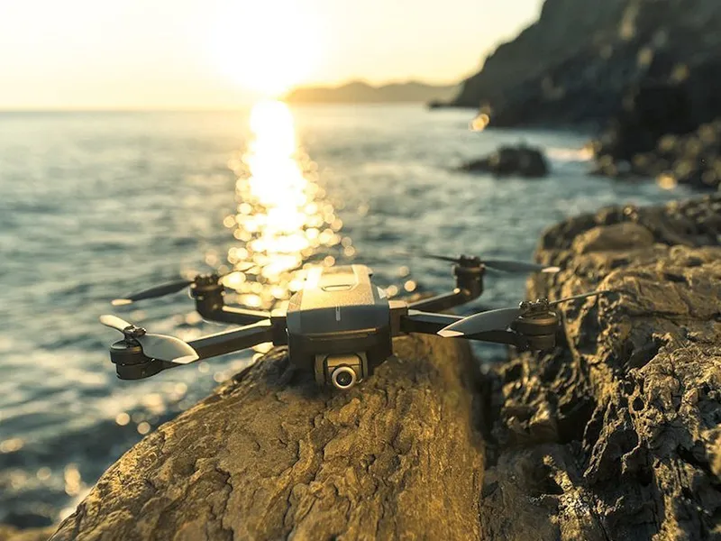 Yuneec Mantis Q Foldable 4K Travel Drone