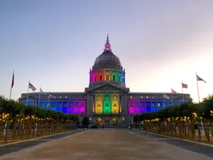 Angajații primăriei trebuie să se vaccineze sau riscă să fie dați afară. În San Francisco/FOTO: Facebook/San Francisco City Hall