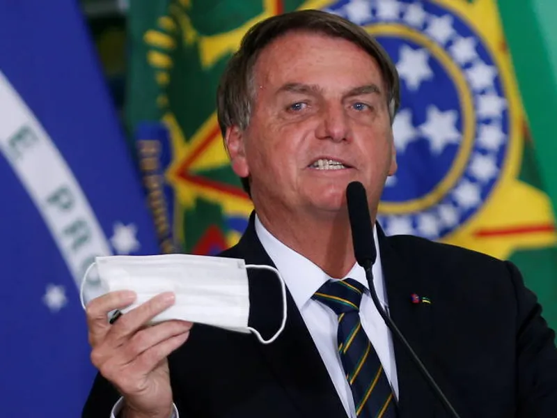 Criză persistentă de sughiţ: preşedintele Braziliei, Jair Bolsonaro, spitalizat de urgență. / Foto: folha.uol.com.br