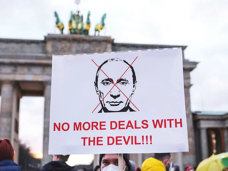 Putin, asemuit cu Diavolul și cu Hitler de protestatarii anti-război din Berlin și Viena - Foto: Getty Images