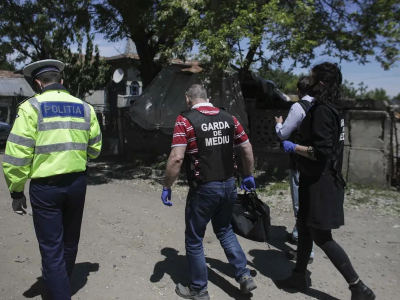 Controale la Sintești. Foto arhivă, Inquam Photos/Octav Ganea