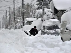 Coșmar alb, în Bulgaria. Aveți drum cu mașina, stați acasă! E stare de urgență din cauza zăpezii - Foto: Profimedia Images