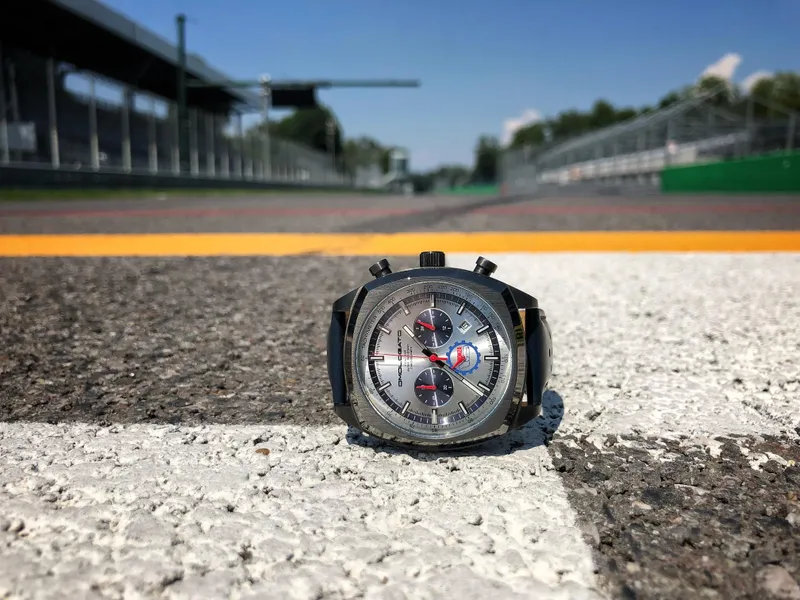 Omologato a lansat un cronometru oficial al circuitului, botezat simplu Official Monza Chronograph.