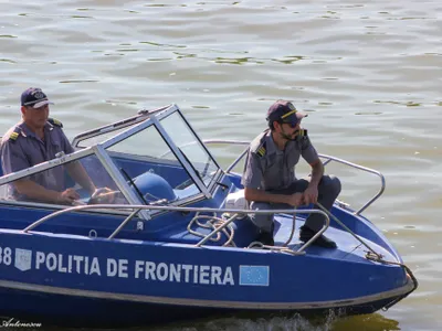 12 migranți au ajuns în România pe Dunăre. Au fost prinși de polițiștii de Frontieră. Foto: Facebook/ Poliția de Frontieră (rol ilustrativ)