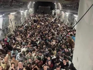 Pentagonul dezvăluie câți afgani s-au aflat în avionul C-17/Foto: yahoo