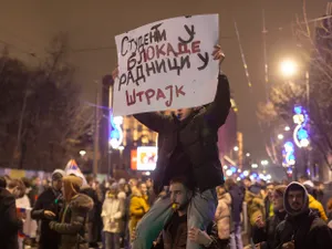 Proteste antiguvernamentale masive, în Serbia. Tenismanul Novak Djokovic s-a alăturat mulțimii - Foto: Profimedia Images - Imagine cu rol ilustrativ