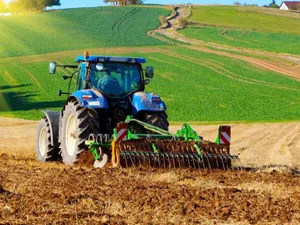 Statele UE au dat undă verde reformării Politicii Agricole Comune (PAC). / Foto: usab-tm.ro