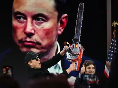 Elon Musk a scos drujba la o conferința Conservatorilor - Foto: Profimedia images