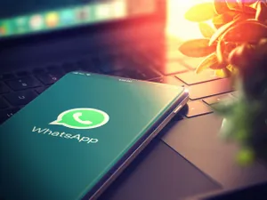 WhatsApp introduce o funcție nouă care te scapă de situațiile jenante. Cum funcționează? - Foto: Profimedia images