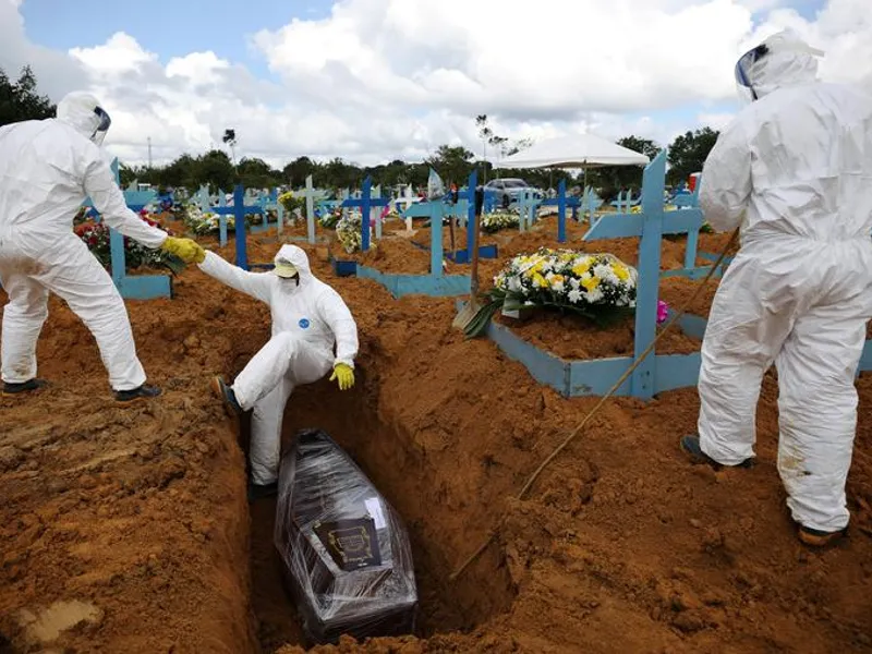 Brazilia a depășit 4.000 de morți de COVID în 24 de ore. / Foto: reuters.com