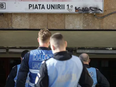 109 persoane au fost amendate cu 145.000 de lei, după protestul de la metrou. Foto Inquam Photos/Octav Ganea