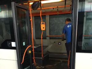 Autobuzele STB au rămas în depouri. FOTO: Facebook