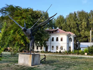 Port Cetate / Foto: xplorio.ro