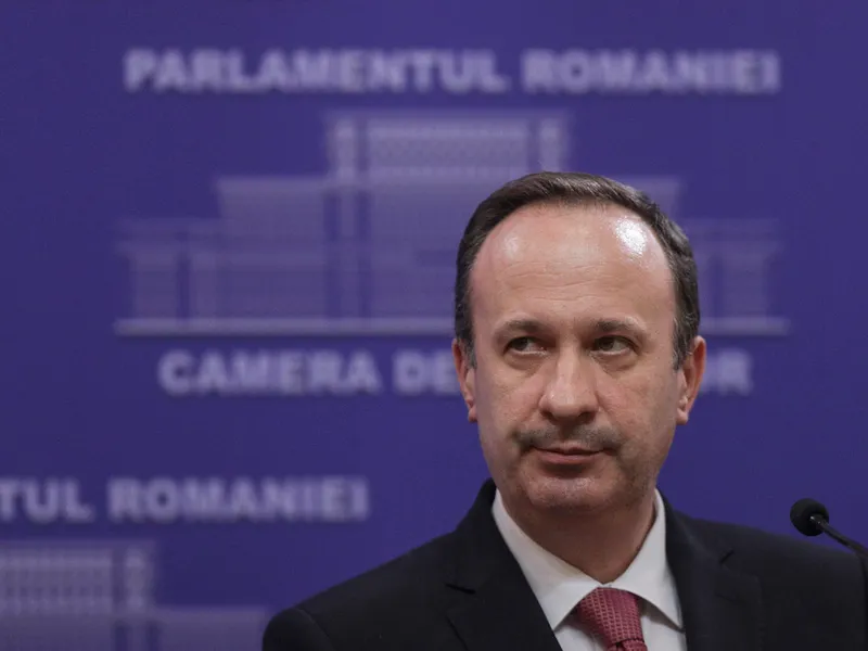 Adrian Câciu spune că poartă încă de la începutul anului discuţii cu mediul de afaceri „cu privire la soluţii fiscale” care ar trebui implementate în economie - Foto: INQUAM PHOTOS/ Octav Ganea