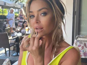 Vedetă de la Hollywood de 51 de ani și fiica sa au încins internetul cu poze pe OnlyFans - FOTO: Instagram/deniserichards