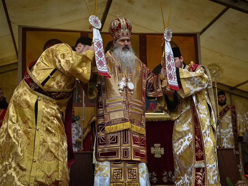 Teodosie îl apără din nou pe Putin: „Ce a adus, a rămas. A luat ctitoriile, le-a mitraliat? Nu”/FOTO: profimediaimages.ro