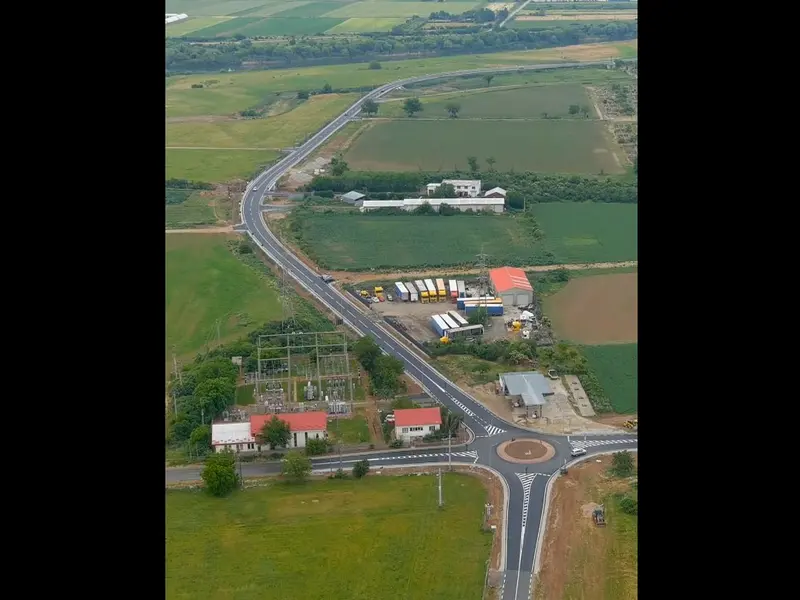 „Minune!” Comuna Sântandrei are șosea de centură de 5 km. A fost gata cu 3 luni mai repede - Foto: captură video