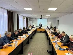 Zeci de primari ai PSDE participă la un curs organizat de PSD privind atragerea de fonduri UE. / Foto: Partidul Social Democrat European