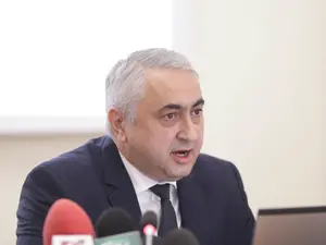 Valentin Popa a fost sacrificat pentru sprijinul UDMR. Foto Inquam Photo/Octav Ganea