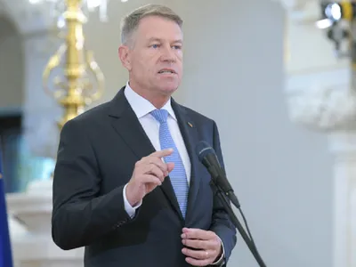 Iohannis și-a depus cererea de pensionare ca profesor. Postul său a fost scos la concurs - Foto: presidency.ro