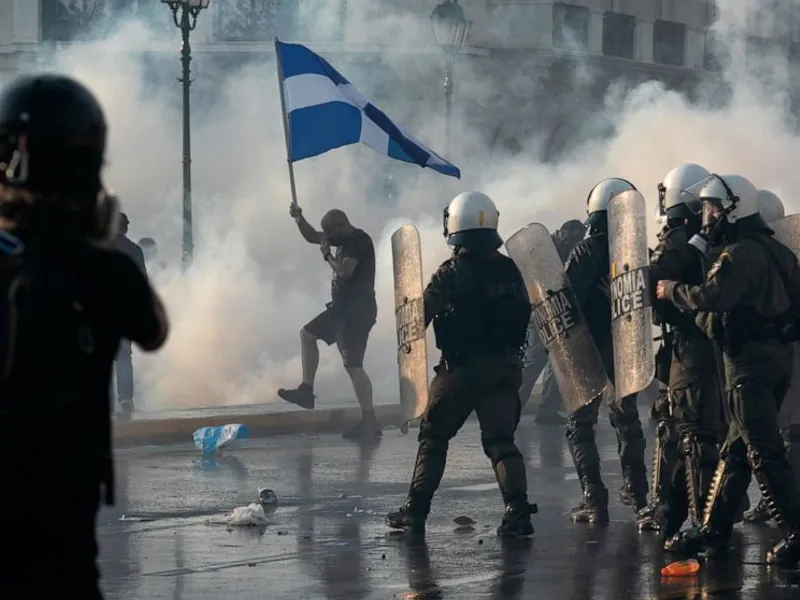 25 de persoane, arestate în Grecia, la un protest anti vaccin. Foto ABC News