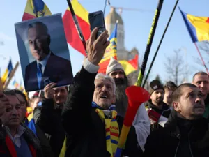 „Votăm Curățenie Generală”. Metoda prin care susținătorii lui Călin Georgescu vor să evite noile reguli electorale impuse de Guvern