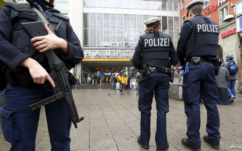 Poliția îi roagă pe cetățeni să nu distribuie în mediul online imagini sau videoclipuri de la locul incidentului/FOTO: Reuters