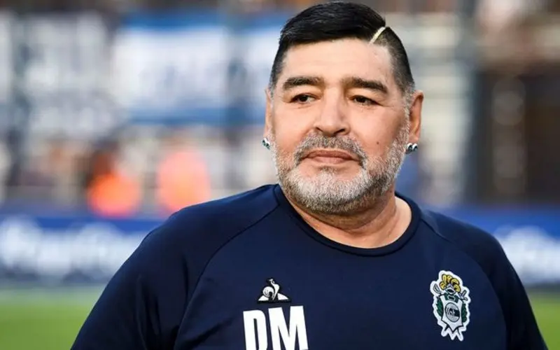 Şase persoane aşteaptă să fie recunoscuţi ca fiind copii ai lui Maradona/FOTO: playtech.ro