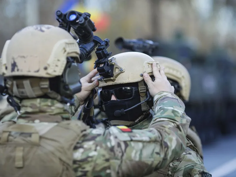 Ce nu s-a văzut la televizor din parada militară de 1 Decembrie. Foto Inquam Photos/George Călin