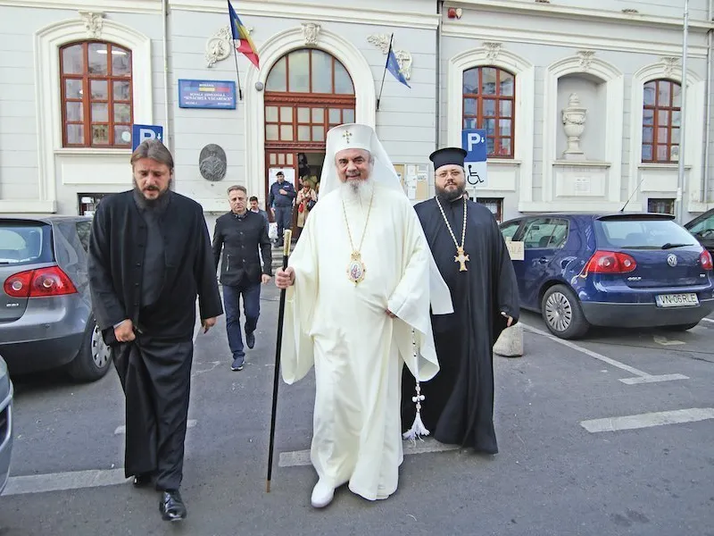 Patriarhul Daniel i-a îndemnat pe români de mai multe ori să iasă la vot