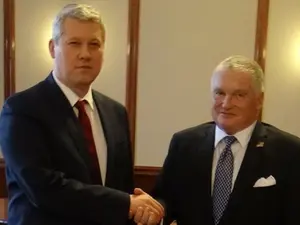 Cătălin Predoiu, ministerul Justiției, și  Adrian Zuckerman, ambasadorul SUA