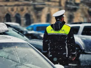 Zeci de mii de polițiști ies din sistem Foto: Facebook/ Poliția Capitalei - rol ilustrativ