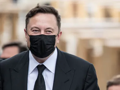 Elon Musk se opune vaccinării obligatorii anti-COVID „Nu ar trebui să-i forțăm pe oameni”/FOTO: Twitter/ElonMusk