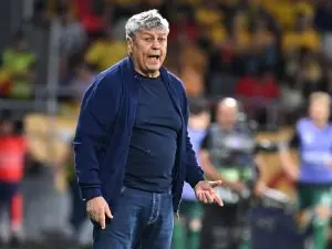 Mircea Lucescu, sfidat: ”Sunt o stea, trebuie să joc!”. Decizia luată, după gestul care l-a scos din sărite