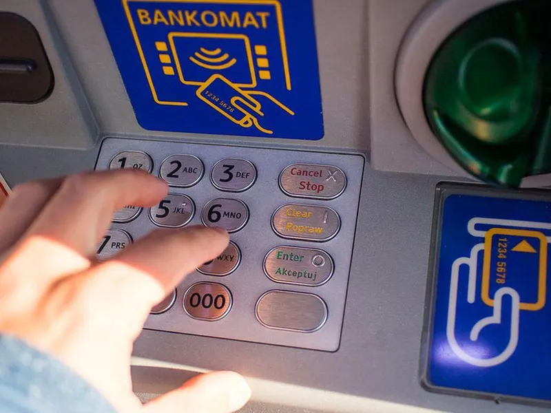 Bancomat - FOTO: Bixabey