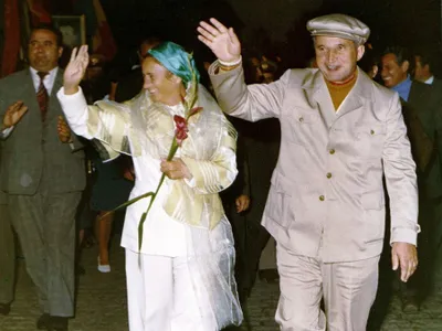 Nicolae și Elena Ceaușescu, la mitingul din 1 mai 1939 - Foto: Fototeca online a comunismului românesc (cu rol ilustrativ)