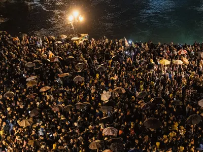 Sute de mii de oameni au protestat în Georgia. „Nu vrem legea lui Putin. Da, Europei” - Foto: Profimedia Images